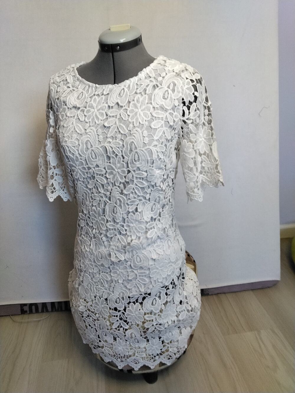 EUC Loveriche Little White Dress Sz M Crochet Lacey Bridal Shower Brunch Femme